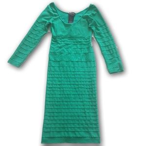 Bebe green long sleeve cutout back bandage dress S